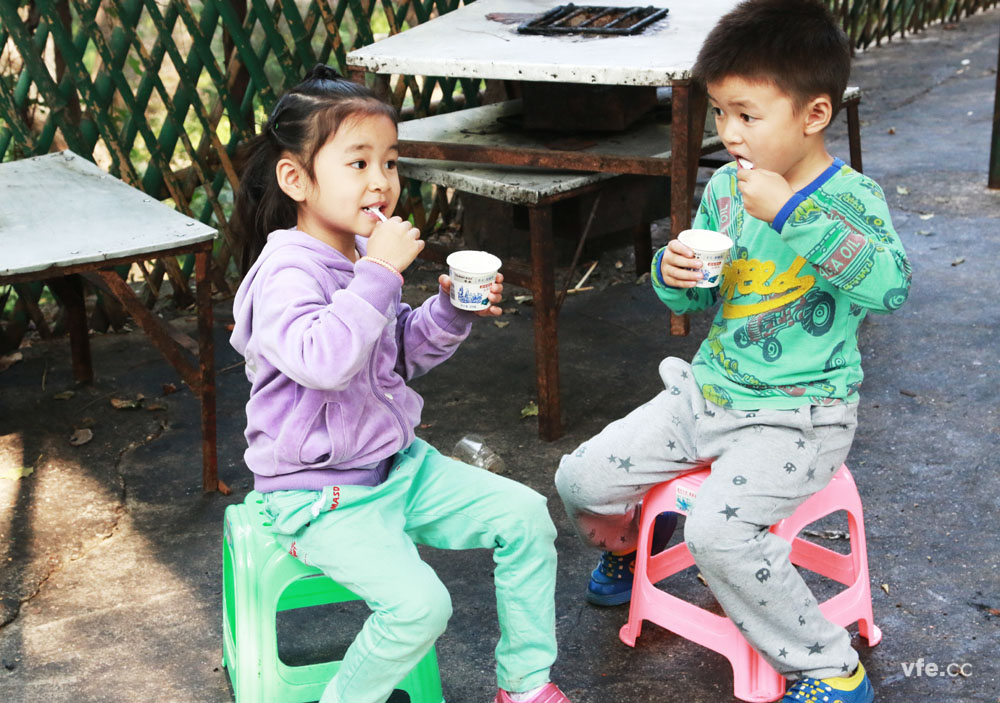 銀河燒烤活動(dòng)