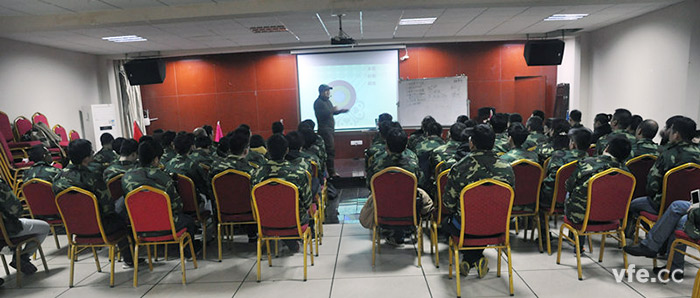 以用戶為中心，銀河電氣開展“卓越團(tuán)隊”拓展訓(xùn)練