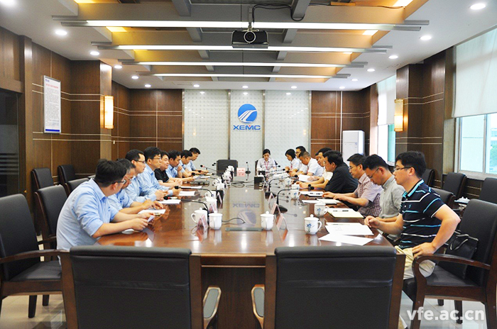 三方就協(xié)同創(chuàng)新展開(kāi)討論，并達(dá)成合作協(xié)議