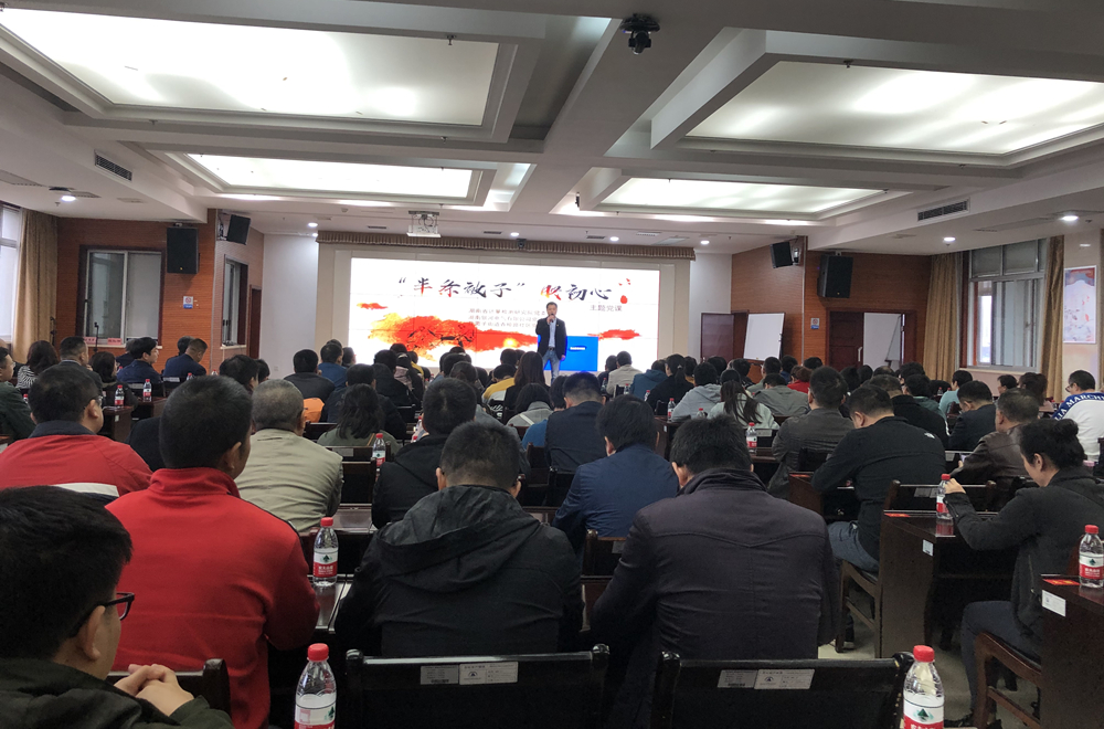 聯(lián)學(xué)聯(lián)創(chuàng)，半床棉被