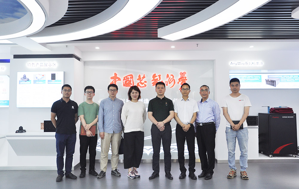 長沙經(jīng)開區(qū)產(chǎn)業(yè)發(fā)展局領(lǐng)導蒞臨銀河電氣檢查指導 長沙經(jīng)開區(qū)產(chǎn)業(yè)發(fā)展局領(lǐng)導蒞臨銀河電氣檢查指導